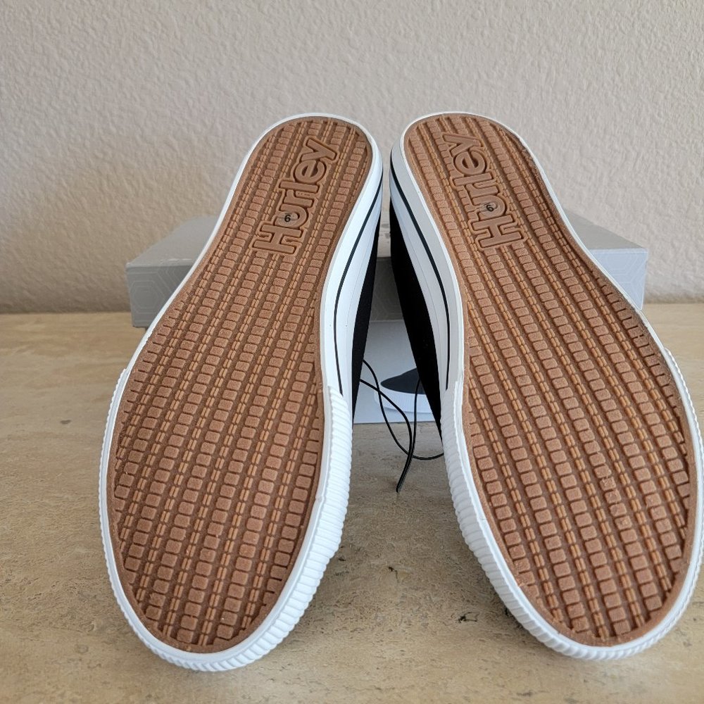 Hurley Slip-on Women's sneakers Classic Canvas NIB - Picture 3 of 5